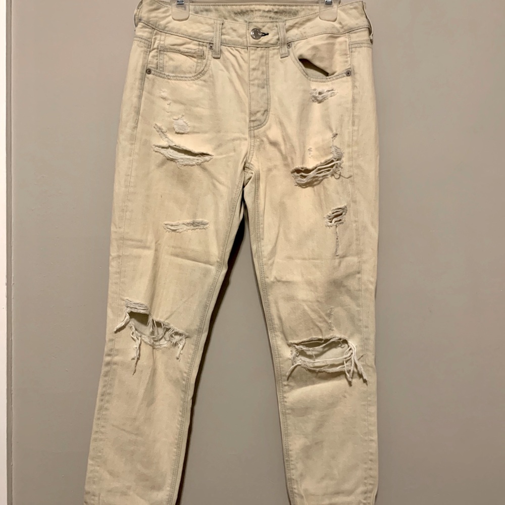 Ripped white wash jeans